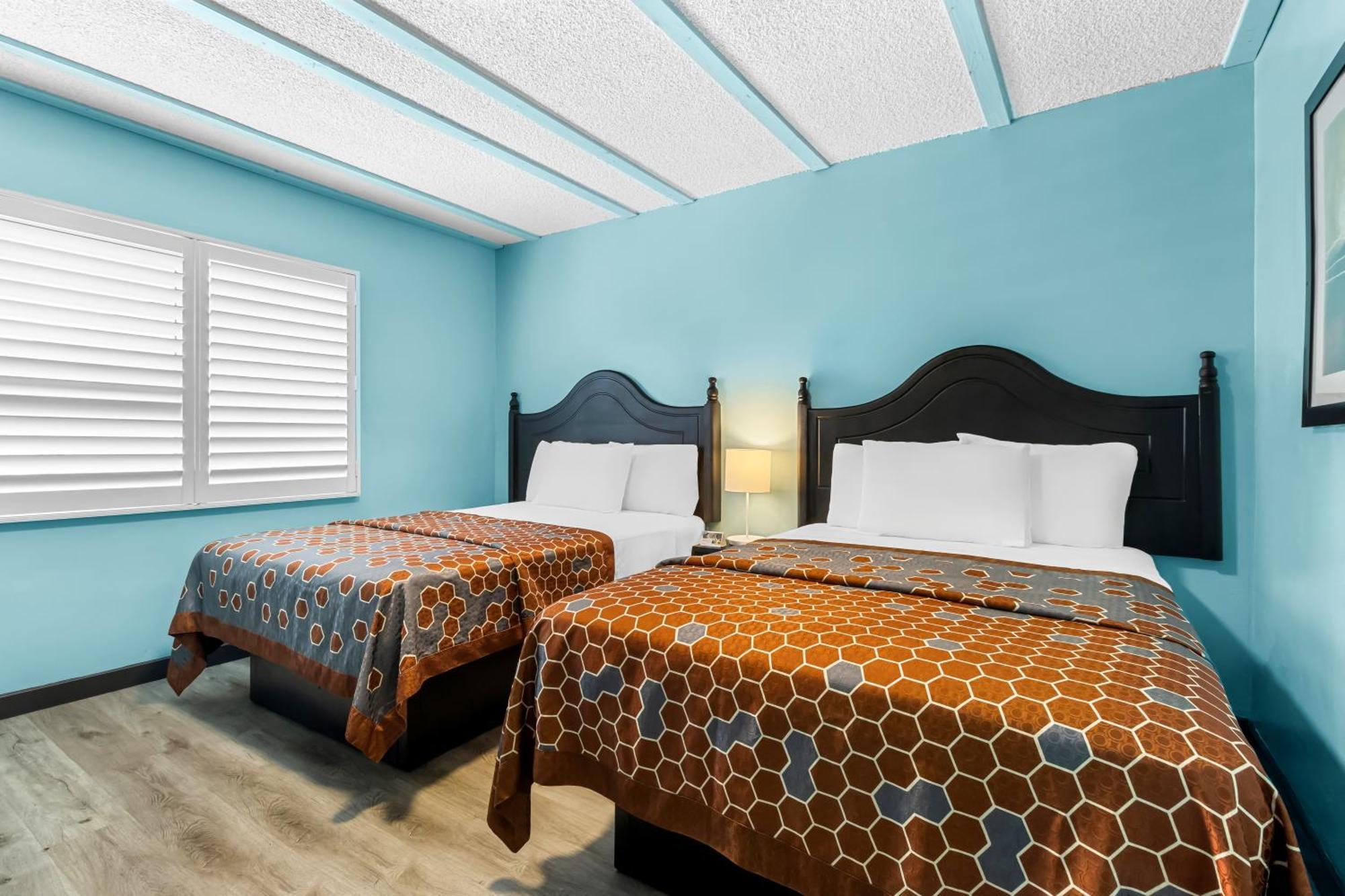 Rodeway Inn & Suites North Hollywood Burbank Airport - Universal Area Λος Άντζελες Εξωτερικό φωτογραφία